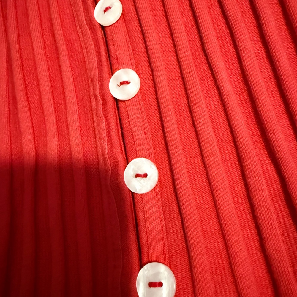 Red Sleeveless Button-Down Top - image 3